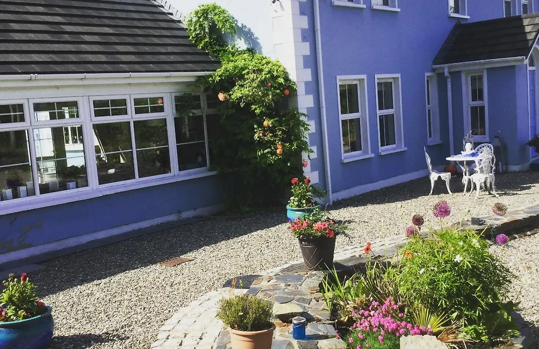 Five Oaks Bed & Breakfast With Free Parking, Tranquil Setting-1